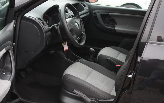 Skoda Fabia cena 14900 przebieg: 163000, rok produkcji 2009 z Lubycza Królewska małe 379